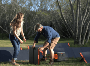 Jackery Explorer 2000 v2 Solar Charging