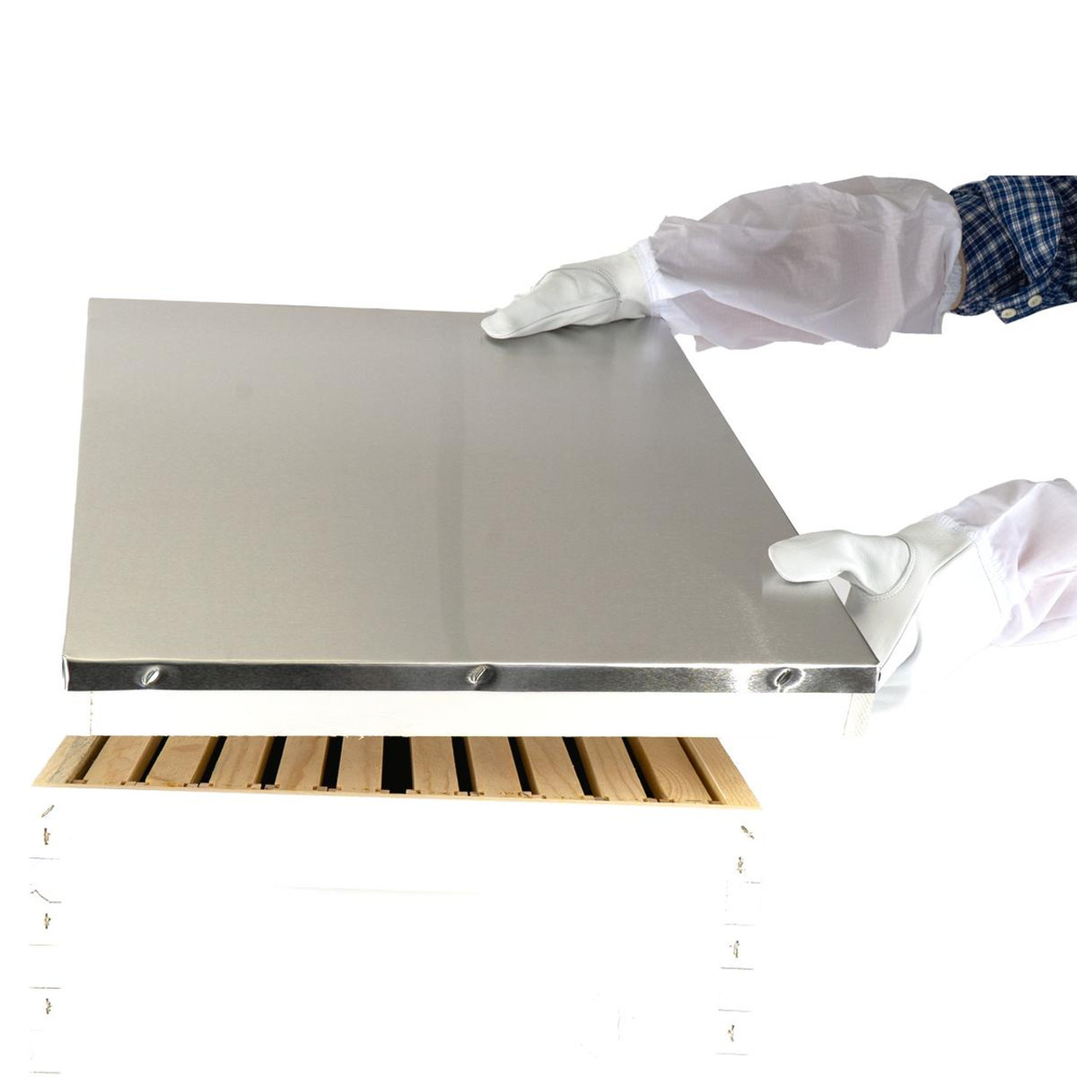 Assembled 9 5/8&quot; Deep Bee Hive Kit with Plastic Wax Coated Foundation and Assembled Frames lid top view