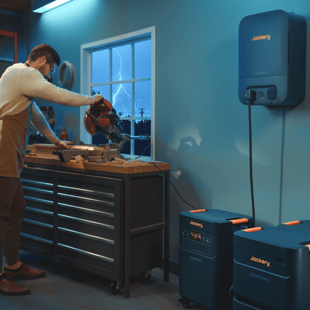 Jackery Smart Transfer Switch attached to E5000 Plus and battery packs during storm