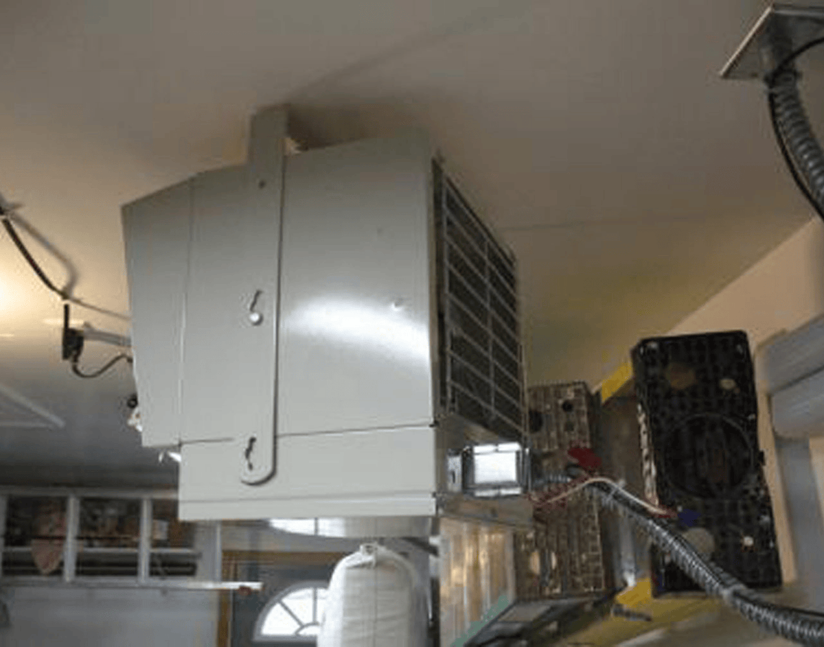 Riverstone Greenhouse &amp; Work Shop Heating System installed on ceiling