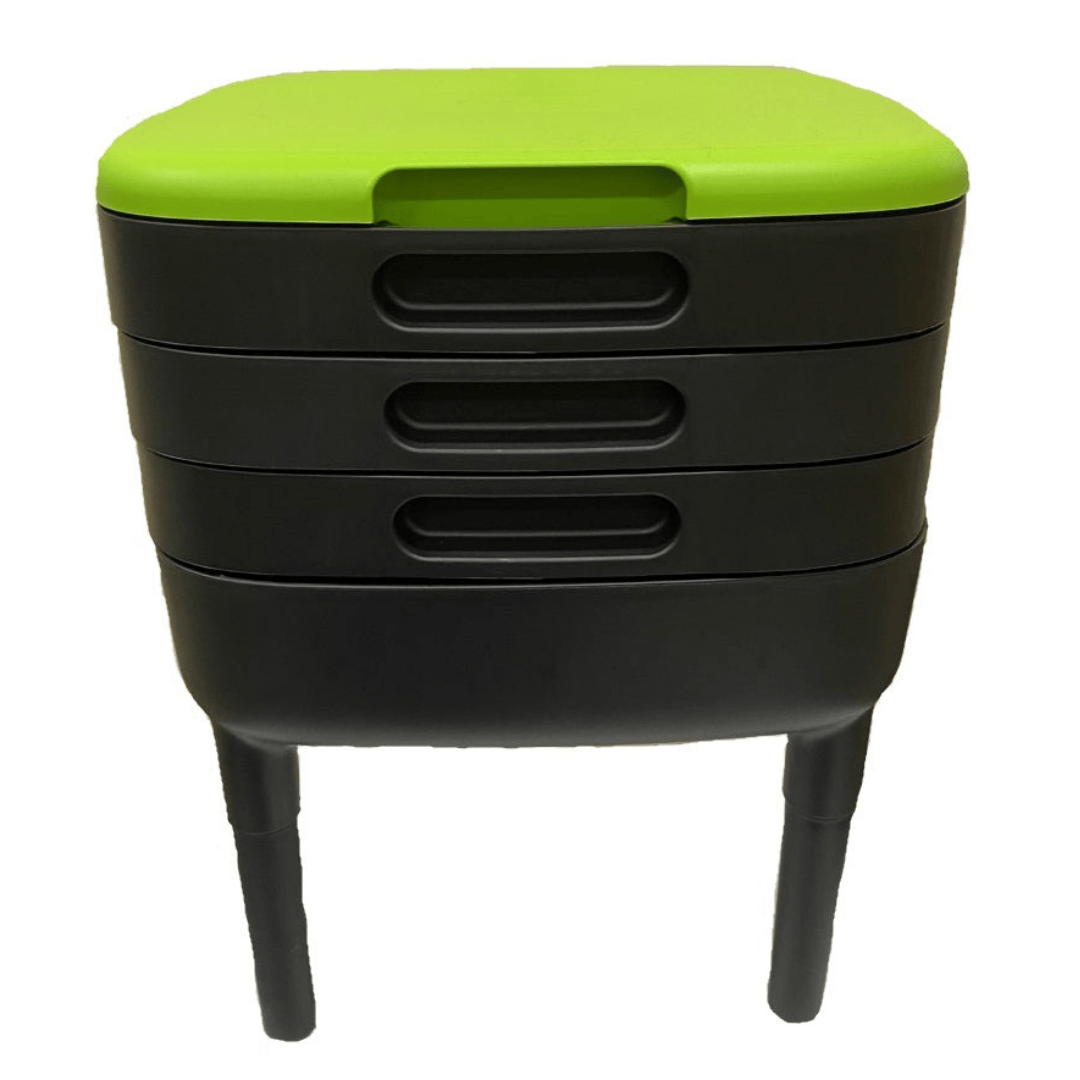 Riverstone Maze Worm Farm Three Trays with plastic legs