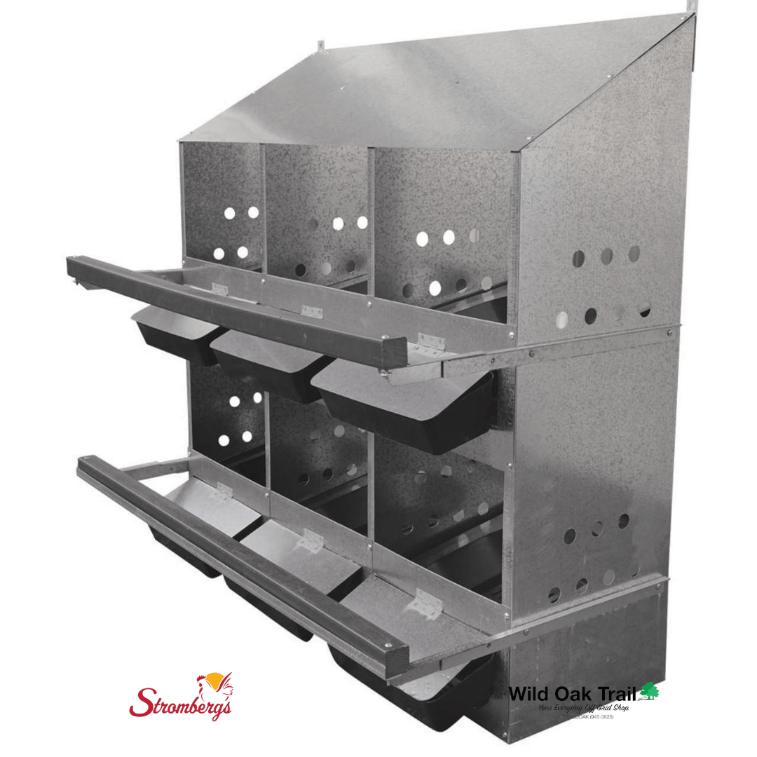 Stromberg&#39;s Roll Away Nest Box Angle View