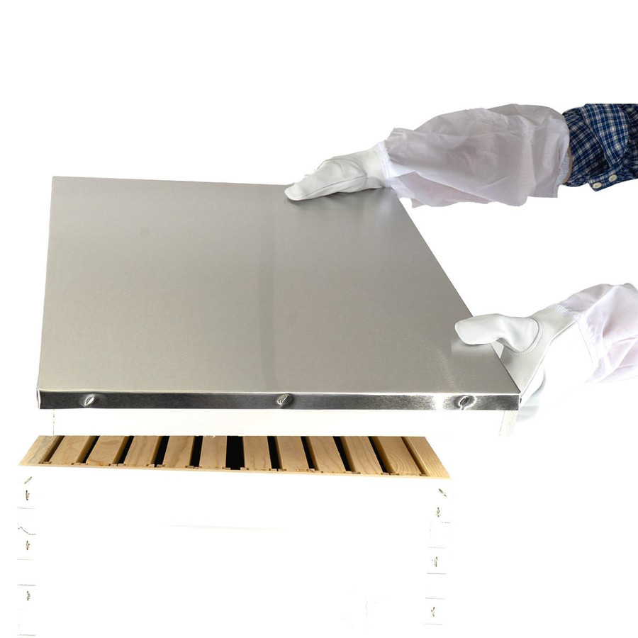 mann lake Assembled Deep Hive Kit with Plastic Wax-Coated Foundation Assembled Frames with Telescoping cover