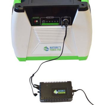 Nature&#39;s Generator - Battery Charger/ Maintainer